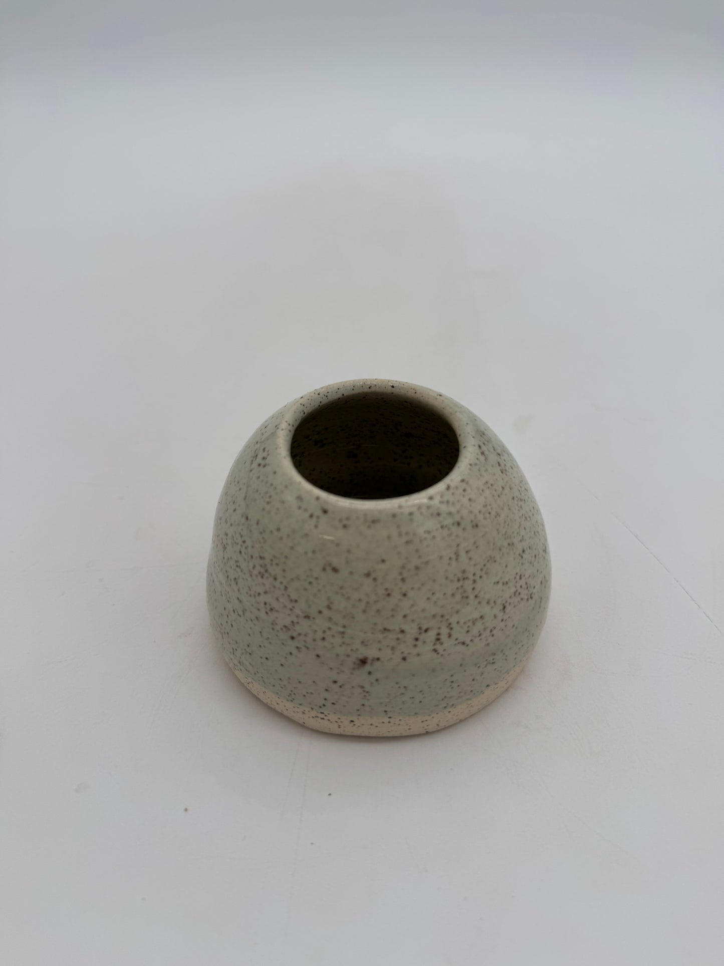 Ceramic mini vase