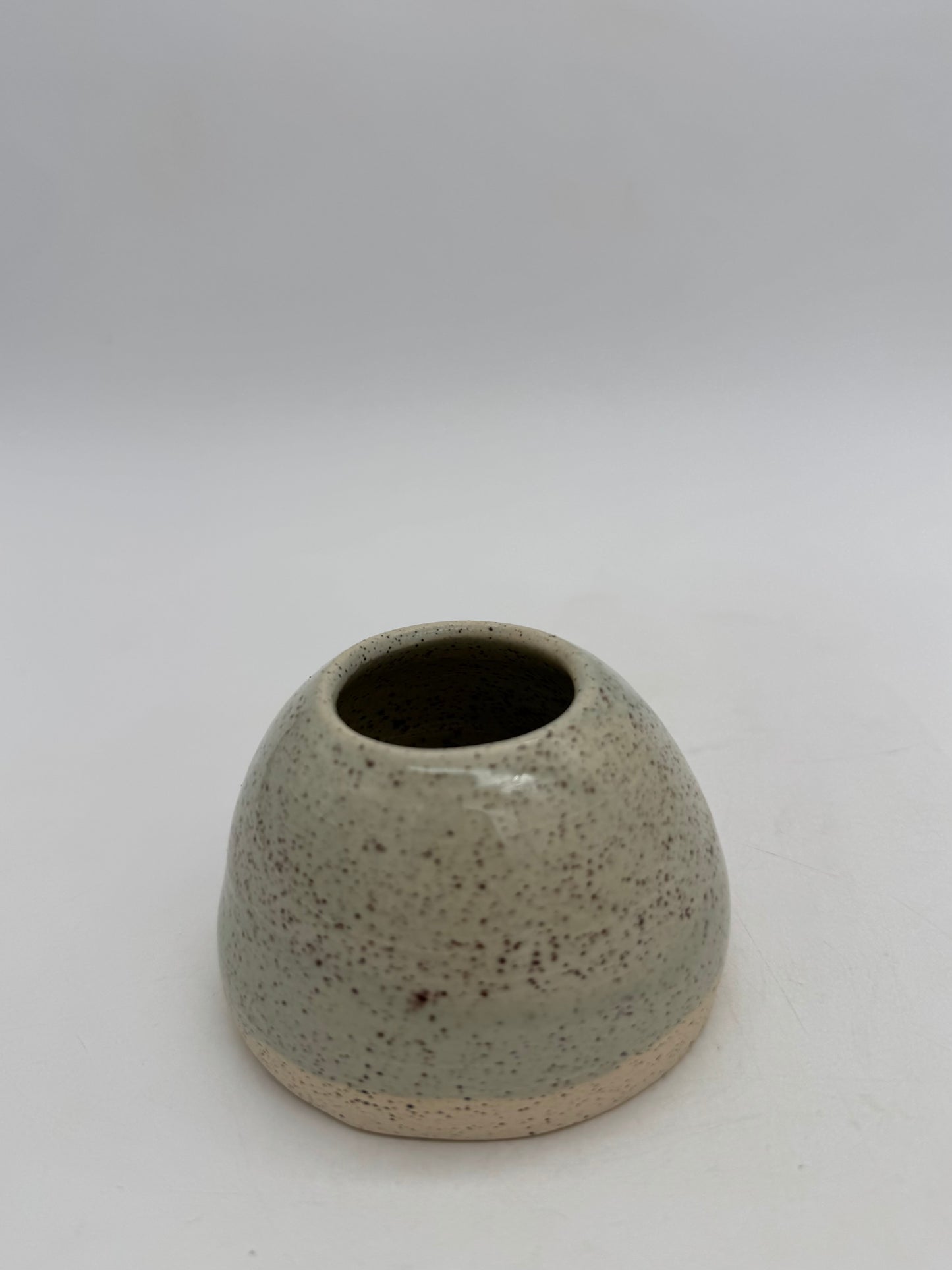 Ceramic mini vase