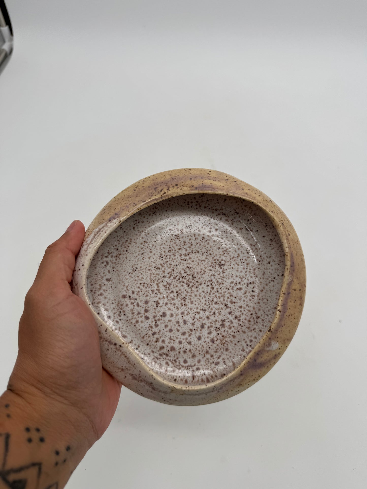 Ceramic hyacinth speckle container
