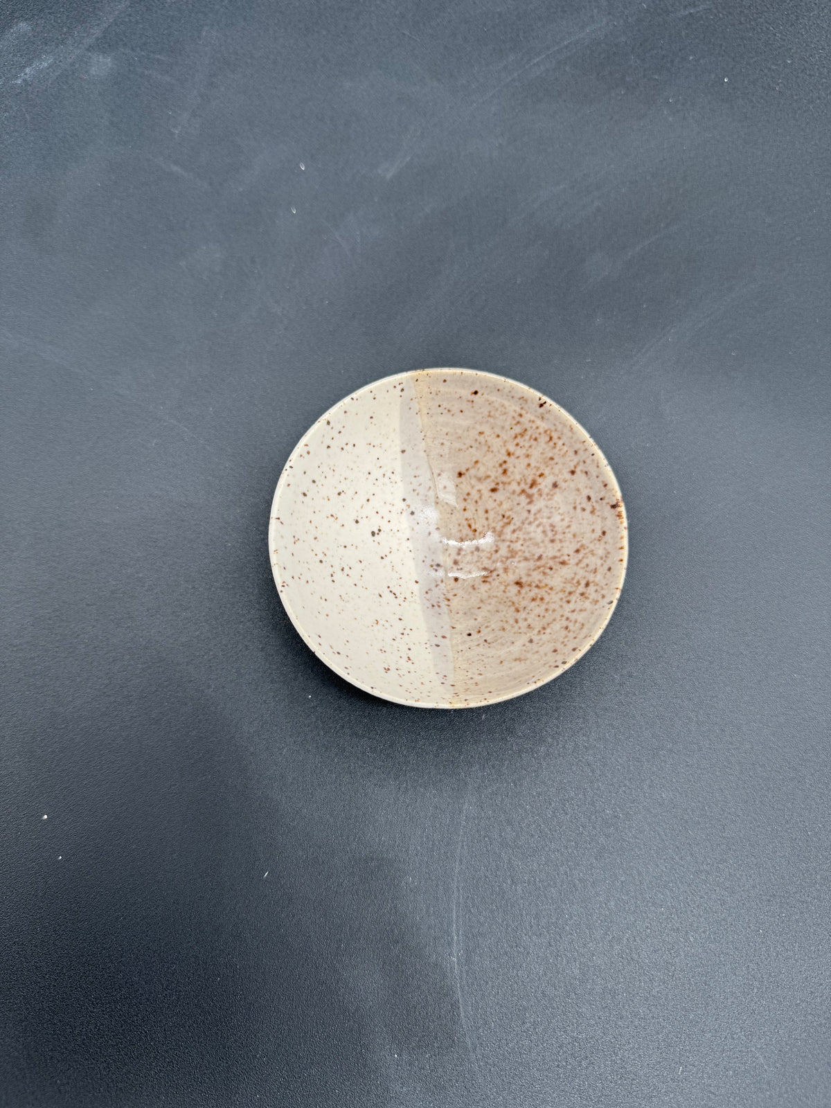 Ceramic mini split tray